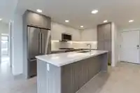 305 14022 NORTH BLUFF ROAD - thumbnail 7