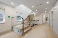 952 PARKER STREET - thumbnail 17