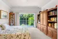 13749 21 AVENUE - thumbnail 8