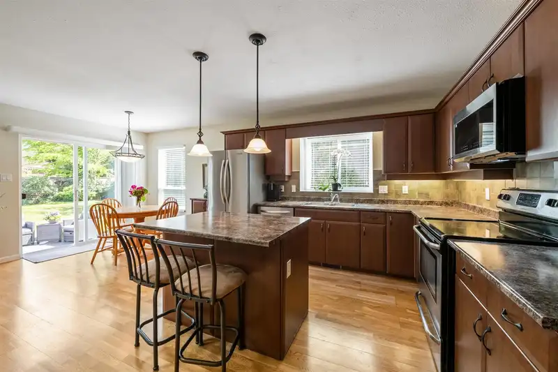 2436 126 STREET - photo 3 of 27