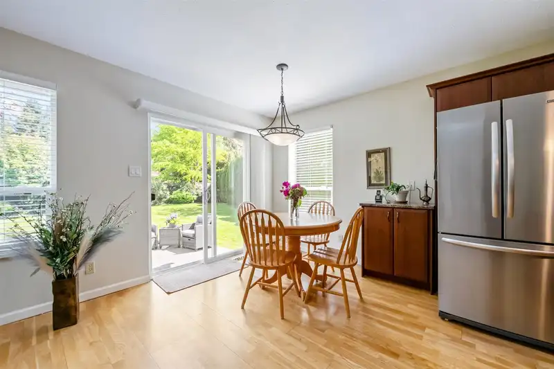 2436 126 STREET - photo 4 of 27