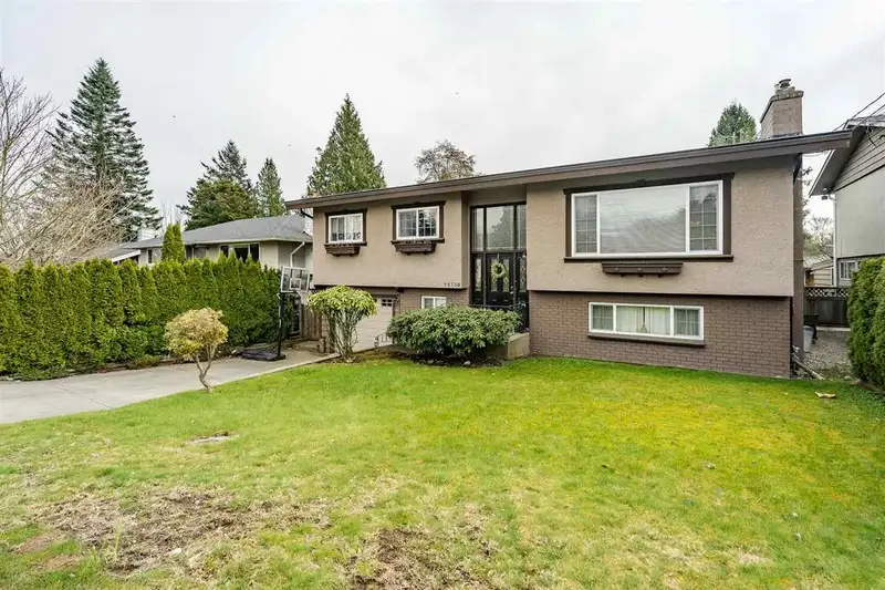 15730 RUSSELL AVENUE - photo 1 of 31