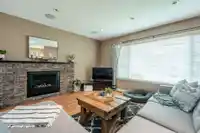 15730 RUSSELL AVENUE - thumbnail 3