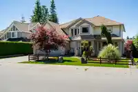 933 164 STREET - thumbnail 1