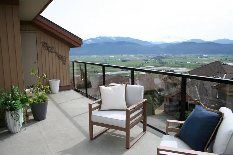 9 35931 EMPRESS DRIVE - photo 3 of 25