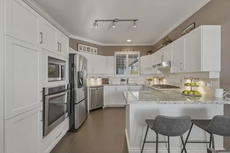 75 2615 FORTRESS DRIVE - photo 4 of 25