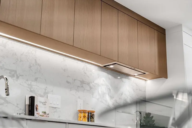 1143 W 33RD AVENUE - photo 4 of 25