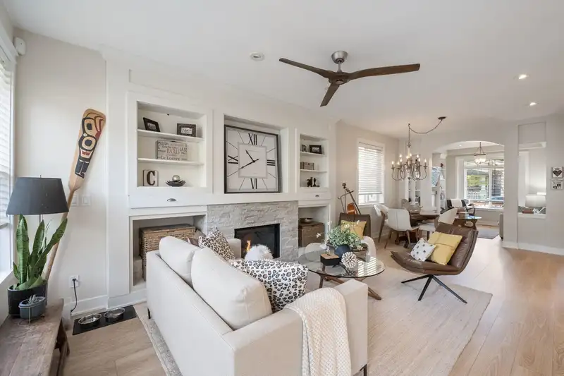 259 172A STREET - photo 1 of 37