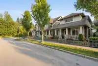 259 172A STREET - thumbnail 33