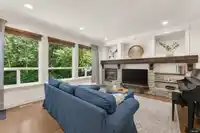 10 3502 150A STREET - thumbnail 7