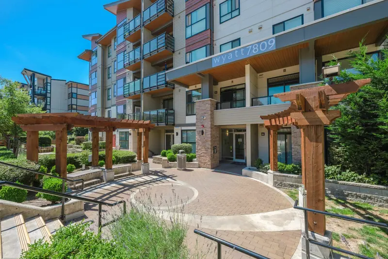 510 7809 209 STREET - photo 3 of 25