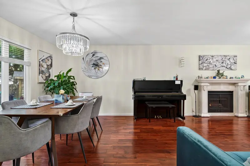 7848 161 STREET - photo 4 of 25