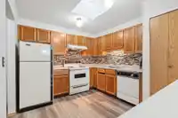 302 1480 VIDAL STREET - thumbnail 6