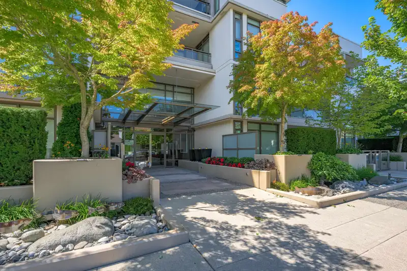 1102 1455 GEORGE STREET - photo 1 of 38
