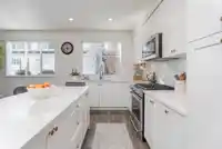 76 158 171 STREET - thumbnail 12