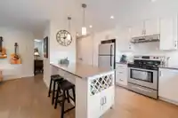 305 1390 MARTIN STREET - thumbnail 11