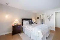 305 1390 MARTIN STREET - thumbnail 19