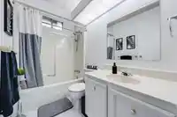 18 2120 KING GEORGE BOULEVARD - thumbnail 15