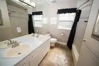 2750 165 STREET - thumbnail 31