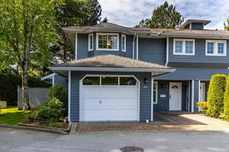 101 16335 14 AVENUE - photo 1 of 32
