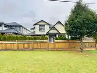 1892 KING GEORGE BOULEVARD - thumbnail 2