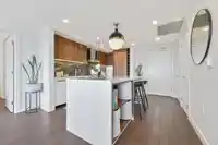 401 1526 FINLAY STREET - thumbnail 3