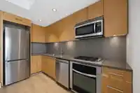 505 15152 RUSSELL AVENUE - thumbnail 4