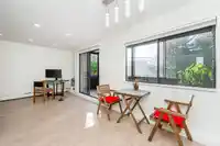 108 1444 MARTIN STREET - thumbnail 6