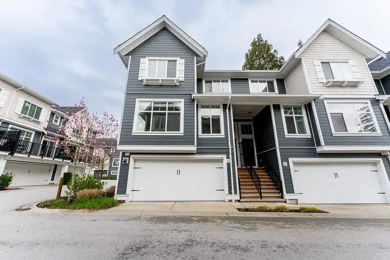 24 2239 164A STREET - photo 2 of 36