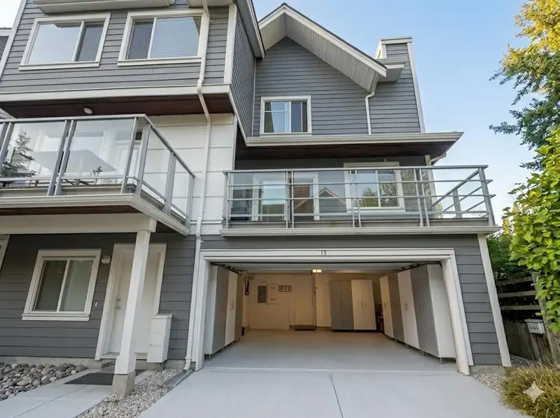 13 2978 159 STREET - photo 2 of 40