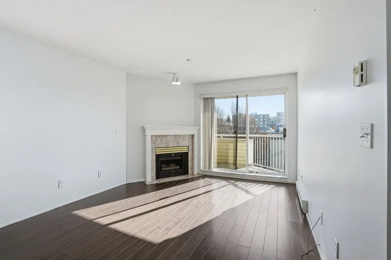 433 32830 GEORGE FERGUSON WAY - photo 1 of 25