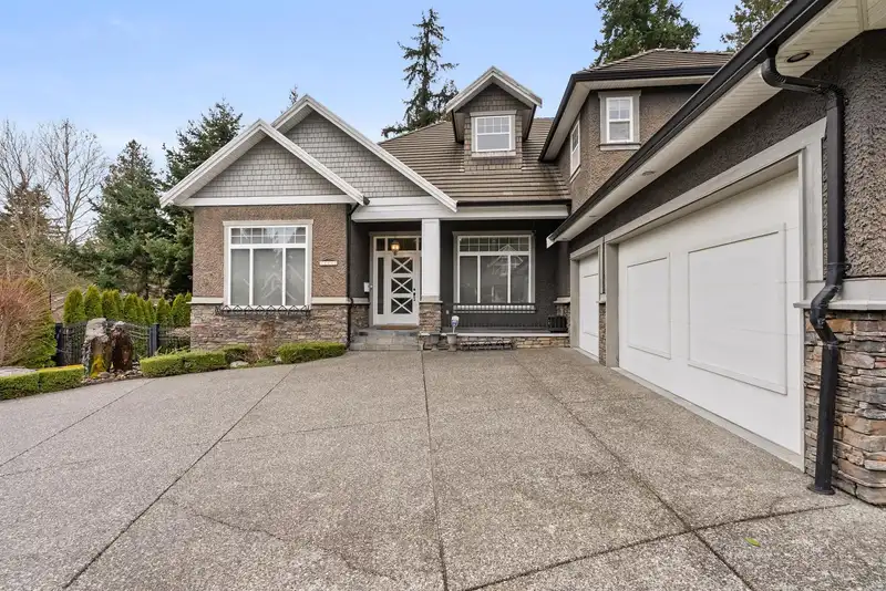 14433 33A AVENUE - photo 3 of 40