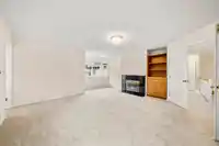 2048 134 STREET - thumbnail 13