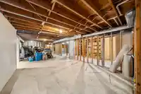 2048 134 STREET - thumbnail 22