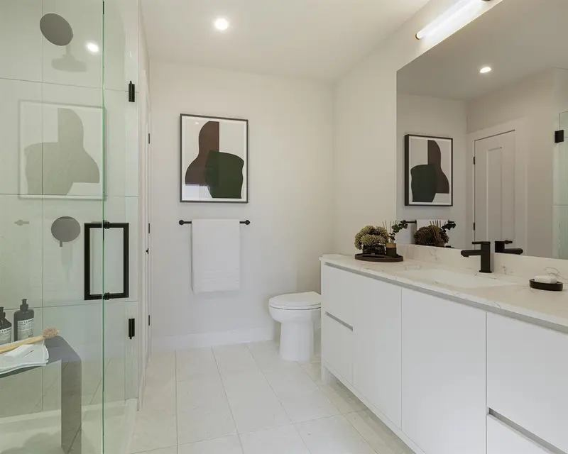 206 636 TYNDALL STREET - photo 4 of 10