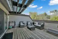 1491 MERKLIN STREET - thumbnail 4