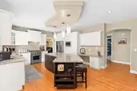 2338 138A STREET - thumbnail 8