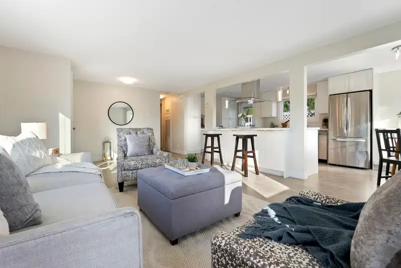 241 1840 160 STREET - photo 4 of 36