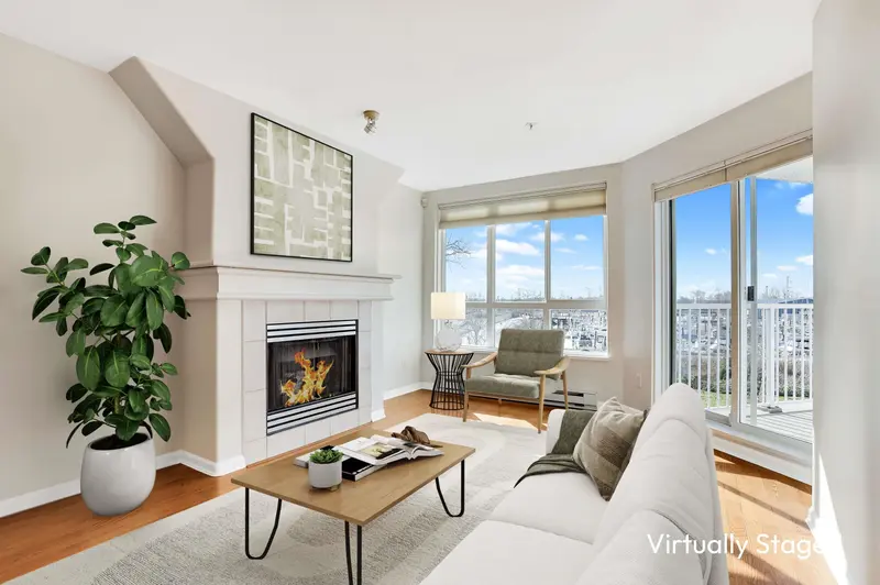 317 12639 NO. 2 ROAD - photo 1 of 16