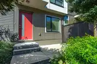 9 16433 19 AVENUE - thumbnail 1