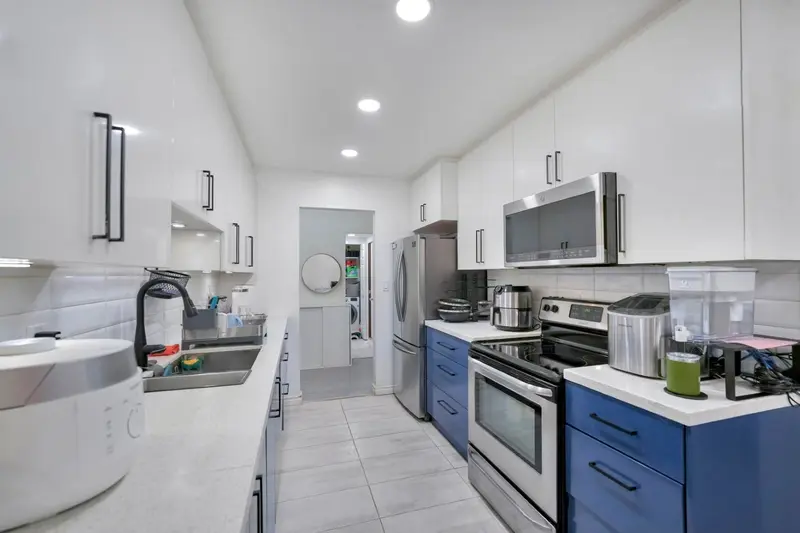 106 8720 NO. 1 ROAD - photo 4 of 25