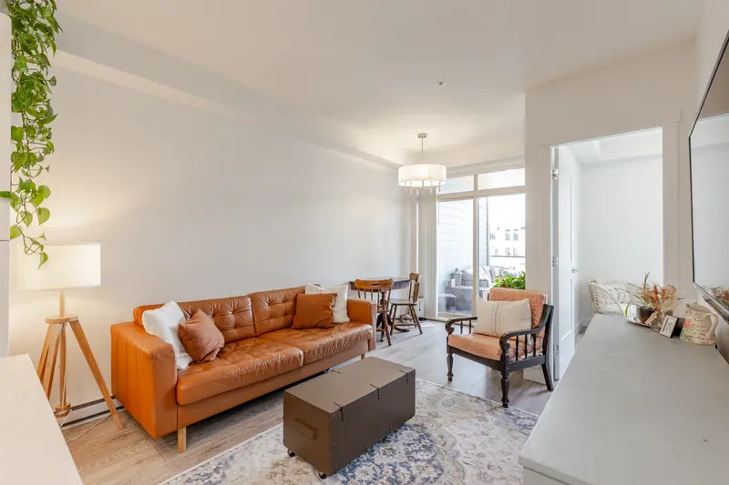 303 20673 78 AVENUE - photo 3 of 25