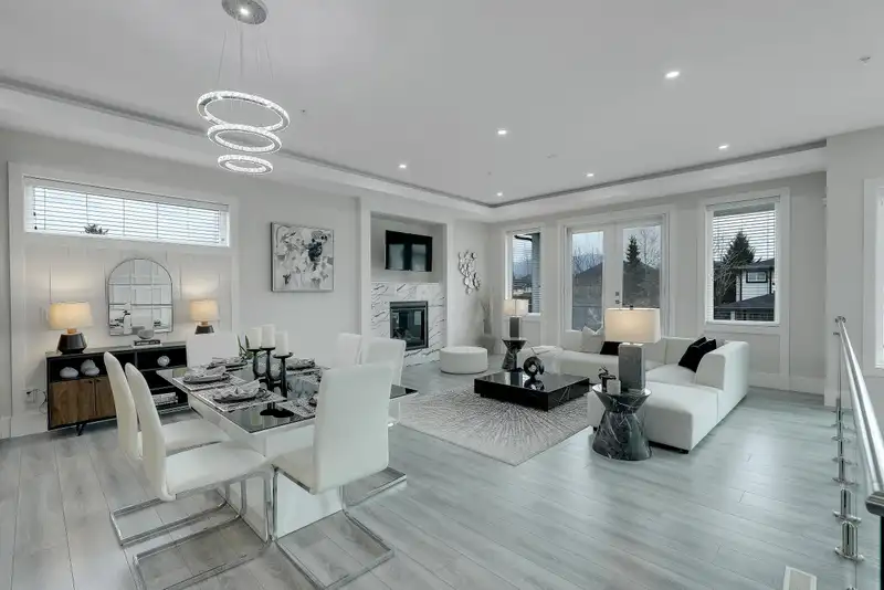 8559 BENEDICT BOULEVARD - photo 1 of 25