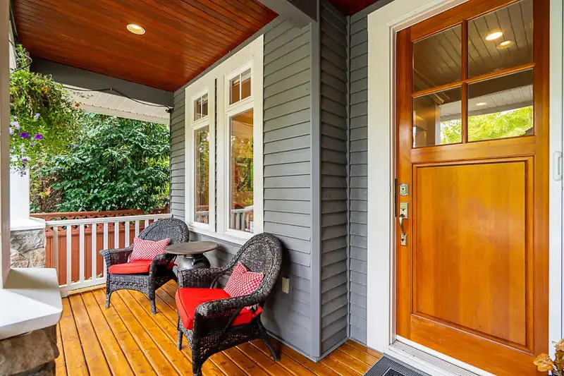 3419 156A STREET - photo 3 of 39