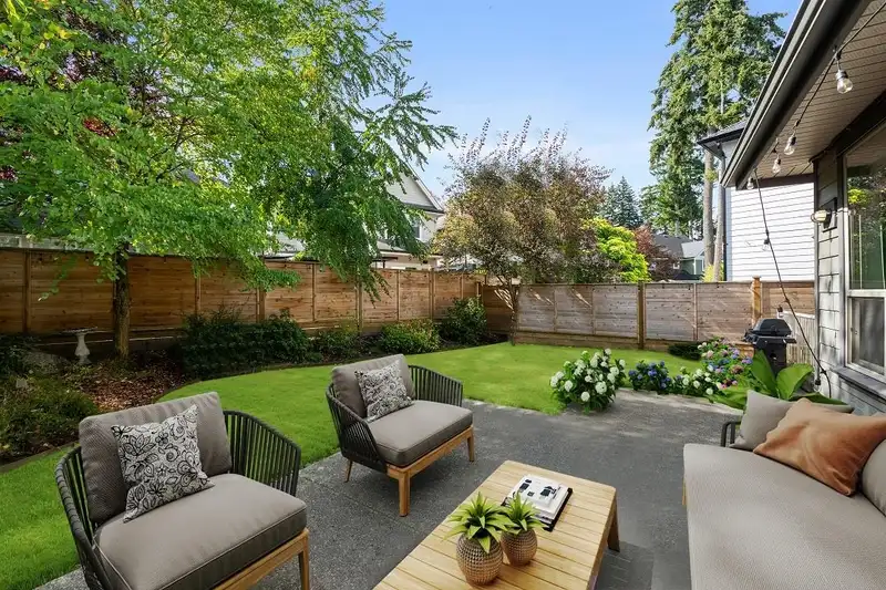 14874 34A AVENUE - photo 1 of 40