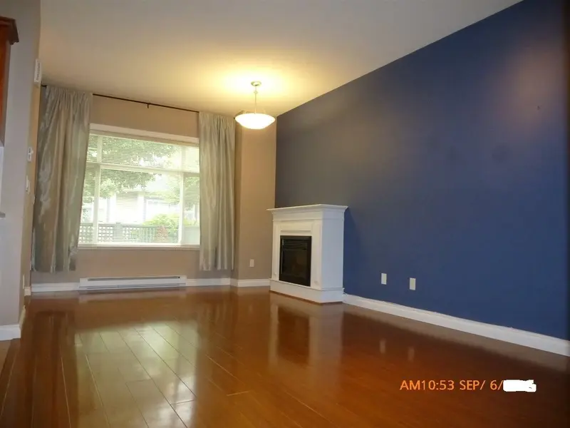 Listing - photo 4 of 8