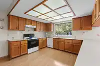 12825 22 AVENUE - thumbnail 6