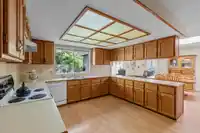 12825 22 AVENUE - thumbnail 8