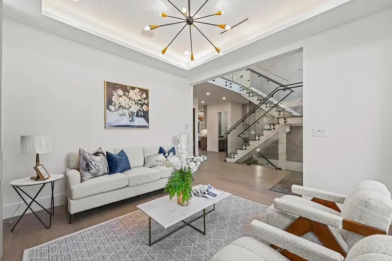 687 FOLSOM STREET - photo 4 of 25