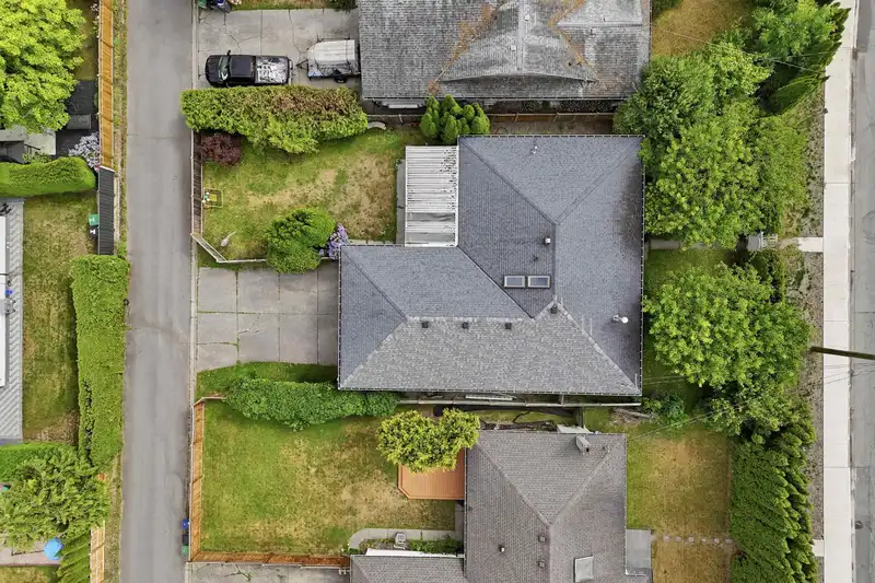 1364 160 STREET - photo 1 of 30